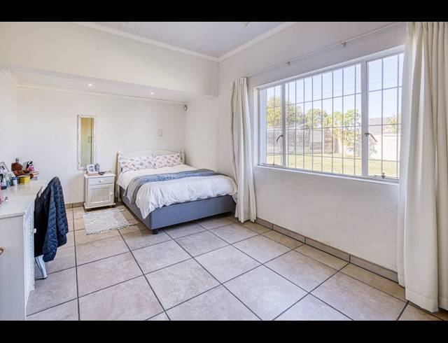 3 BEDROOM HOUSE FOR SALE IN SUNNYRIDGE